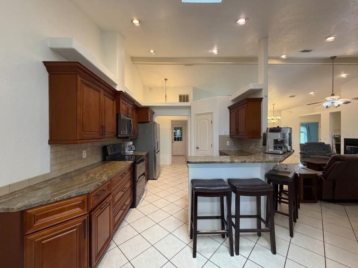 Residential in DUNNELLON 5
