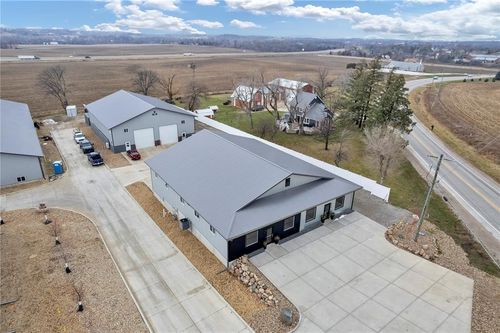 unit-502-3230 N Center Point Rd, Marion, IA, 52302-9831 | Card Image