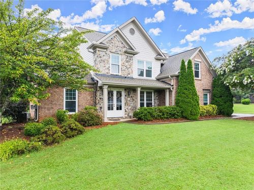 6006 Trojan Dr, Gainesville, GA, 30506-7345 | Card Image