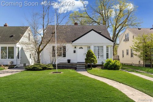 212 Girard Ave, Royal Oak, MI, 48073-3463 | Card Image
