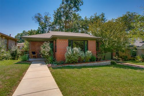 338 Vermont Ave, Dallas, TX, 75216-1442 | Card Image