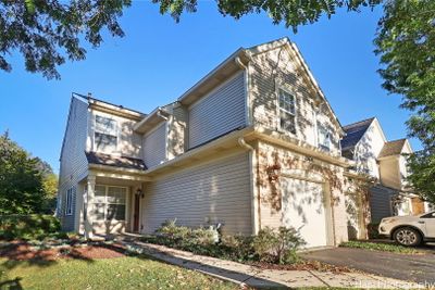 1364 - 1364 Longchamps Court, Townhouse with 3 bedrooms, 2 bathrooms and 1 parking in Grayslake IL | Image 1