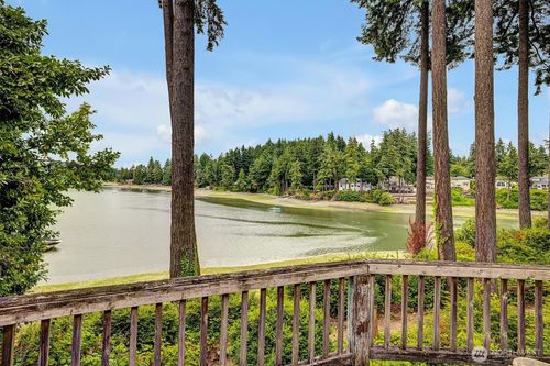 101-921 Pershing Ave, Bremerton, WA, 98312-2468 | Card Image