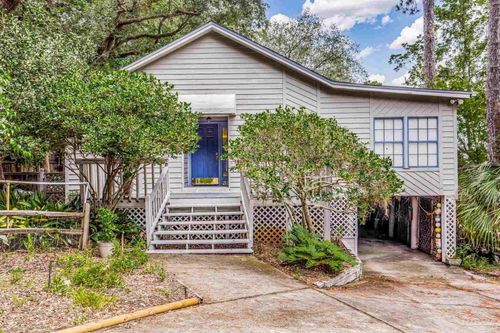 4648 Hickory Shores Blvd, Gulf Breeze, FL, 32563-9211 | Card Image