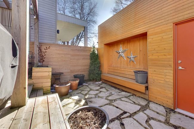 38 Earl Grey Rd, House attached with 3 bedrooms, 2 bathrooms and null parking in Toronto ON | Image 32