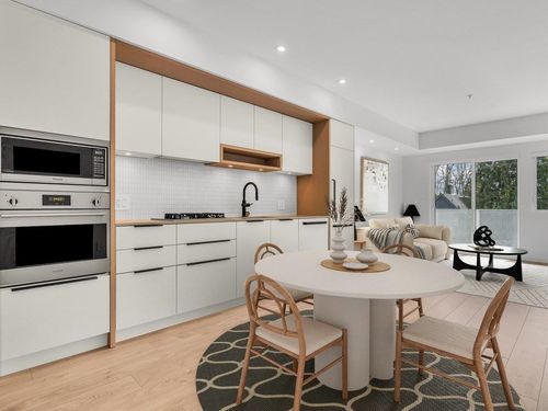 311-2520 Guelph St, Vancouver, BC, V5T0K7 | Card Image