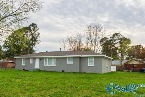 4503 Kenwood Dr Nw, Huntsville, AL, 35810-2235 | Card Image