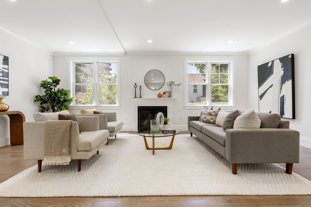 Washington St, Newtonville, MA 02460
