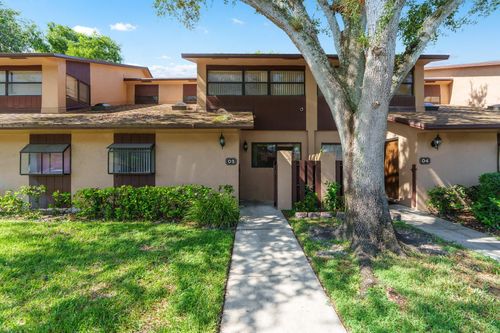 apt-o3-7670 Nw 79th Ave, Tamarac, FL, 33321-2803 | Card Image