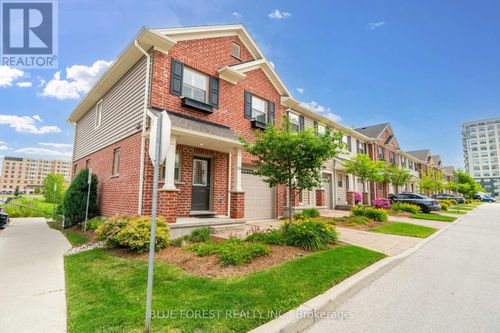 126-3025 Singleton Avenue, London South (South W), ON, N6L0E6 | Card Image
