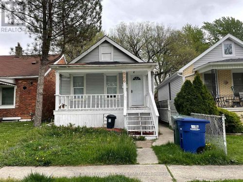 986 Bridge Ave, Windsor, ON, N9B2N1 | Card Image