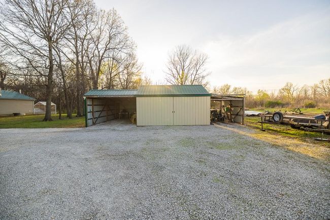 14310 E State Route A, House other with 3 bedrooms, 3 bathrooms and null parking in Archie MO | Image 64