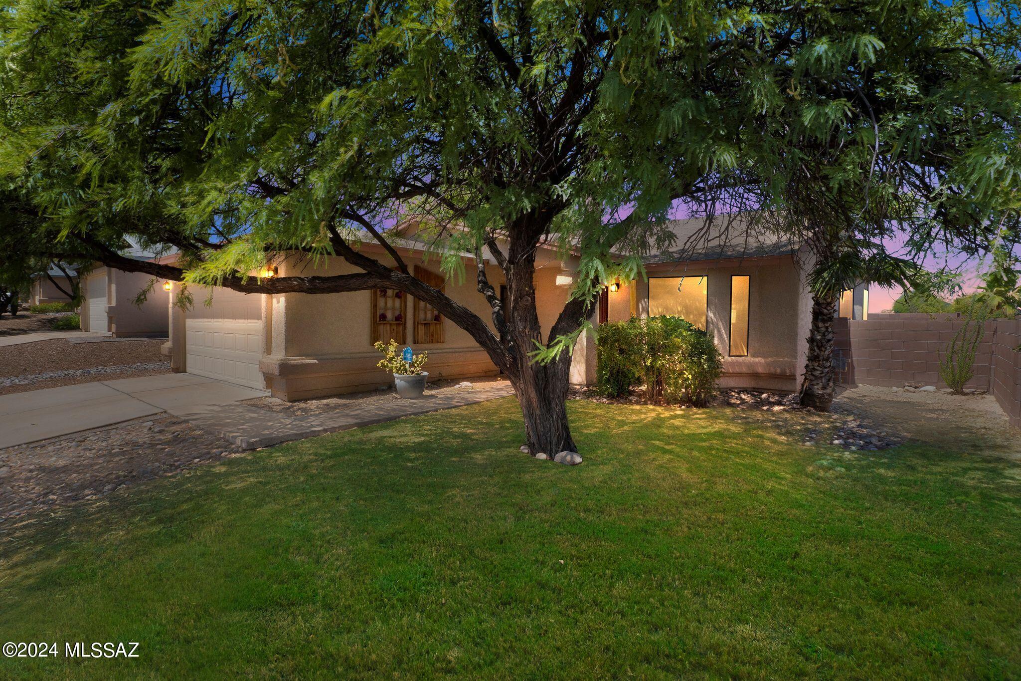 Granite Falls Dr, Tucson, AZ 85748