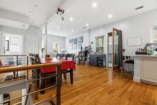 44 Mozart Street, Boston, MA, 02130 | Card Image