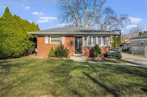 6212 N Evangeline St, Dearborn Heights, MI, 48127-3007 | Card Image