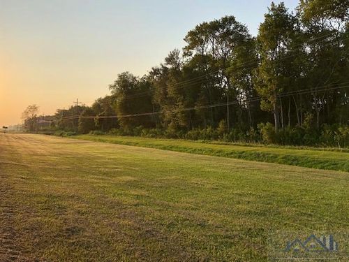 1305 11th St, Patterson, LA, 70392 | Card Image