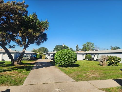 7813-7813 Ronald Dr, Huntington Beach, CA, 92647-7109 | Card Image