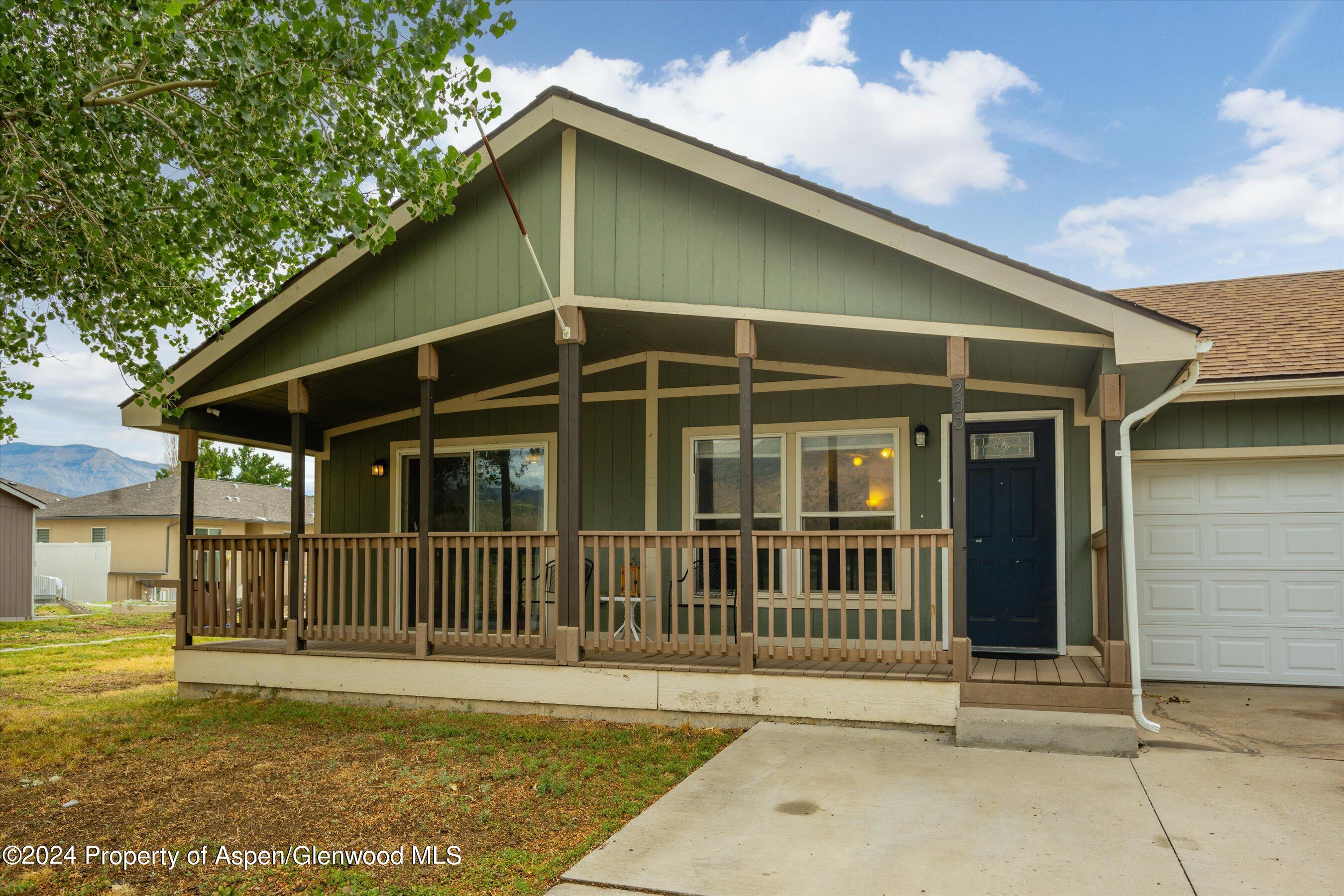 Yampa Ave, Parachute, CO 81635