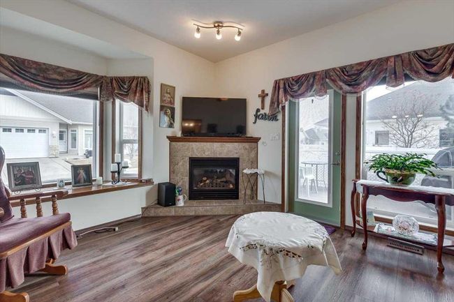 40 - 939 Ramage Crescent, Townhouse with 3 bedrooms, 3 bathrooms and 3 parking in Red Deer AB | Image 16