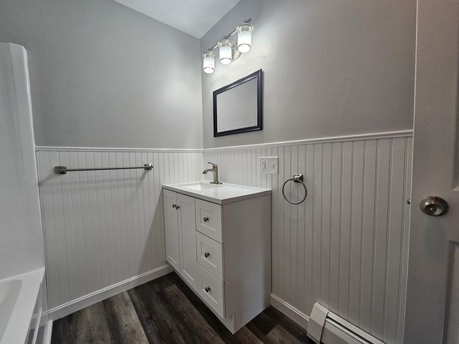APT-4 - 434 Linden St, Condo with 3 bedrooms, 2 bathrooms and 2 parking in Fall River MA | Image 18