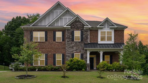 9032 Cornflower Dr, Harrisburg, NC, 28075-0409 | Card Image