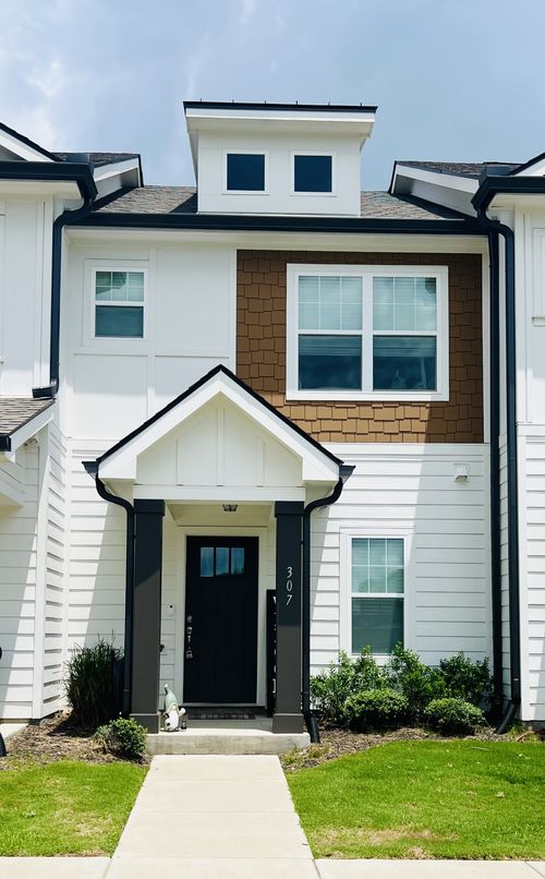 307 E Forge Ct, White Bluff, TN, 37187-9802 | Card Image