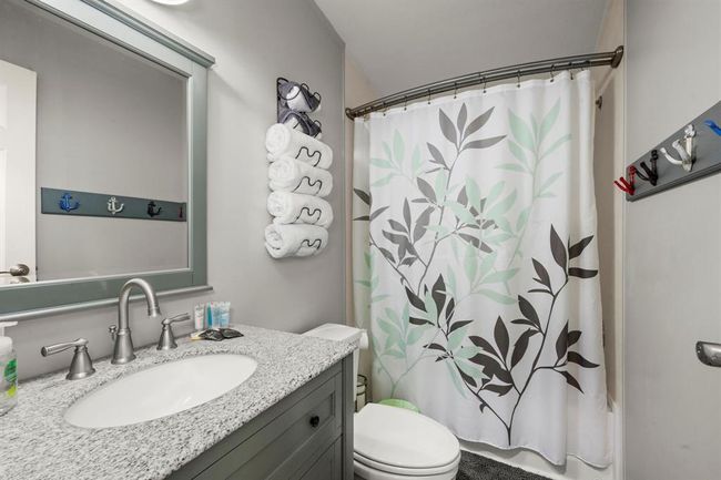Hall Bath | Image 24