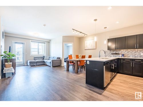 401-1031 173 St Sw, Edmonton, AB, T6W3E4 | Card Image