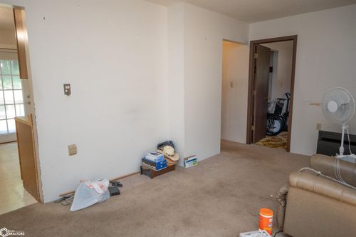 305 S 14th St, Hamilton, IL, 62341-1605 | Card Image