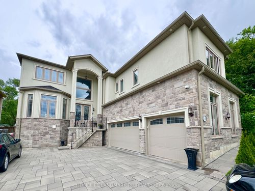 coach-1013 Gorham St, Newmarket, ON, L3Y5G9 | Card Image