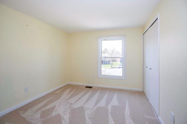 Smaller front bedroom (11 x 10) | Image 32