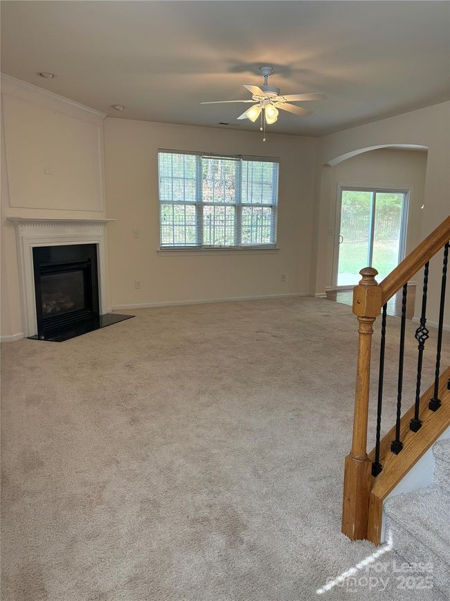 Living Room | Image 5