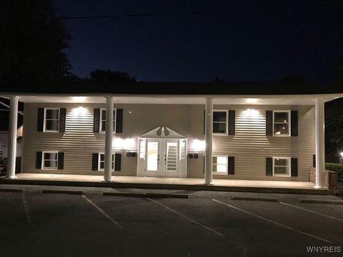 231 S Transit St, Lockport, NY, 14094-4836 | Card Image