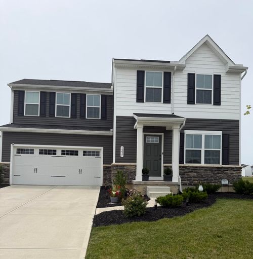 1237 Sir Sidney Ct, Sidney, OH, 45365-3579 | Card Image