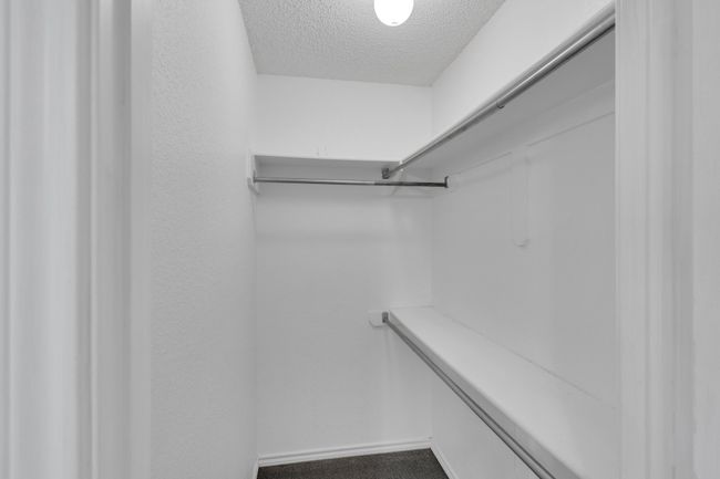 Primary Closet | Image 14