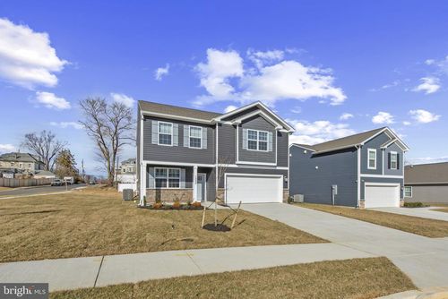 1216 Moller Ave, HAGERSTOWN, MD, 21740-8187 | Card Image