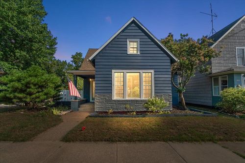 905 Harrison Ave, Saint Joseph, MI, 49085-1505 | Card Image