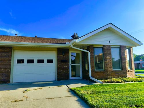 17-4335 Normal Boulevard, Lincoln, NE, 68506 | Card Image