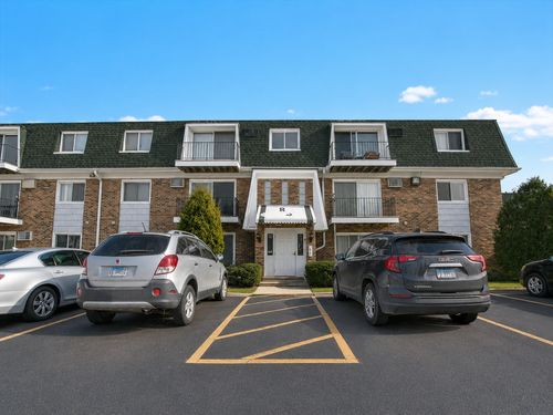 208-10310 Ridgeland Ave, Chicago Ridge, IL, 60415-1517 | Card Image