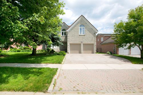 27 John Stiver Cres, Markham, ON, L3R9A9 | Card Image