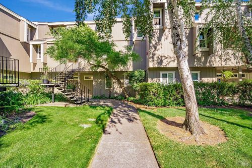 7767 Camino Colegio, Rohnert Park, CA, 94928-5527 | Card Image