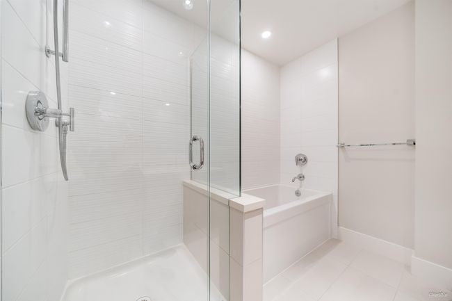 111 - 3606 Aldercrest Dr, Condo with 1 bedrooms, 2 bathrooms and 1 parking in North Vancouver BC | Image 19