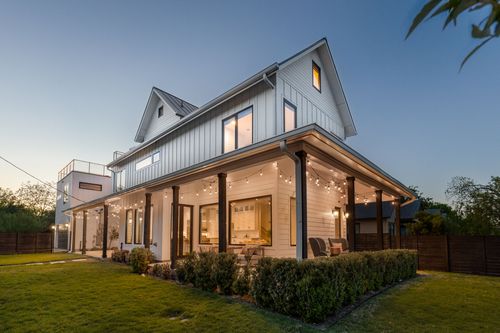 2100 Chicon St, Austin, TX, 78722-2431 | Card Image