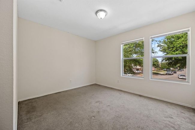 Third bedroom, great for guests or home office setup. | Image 21