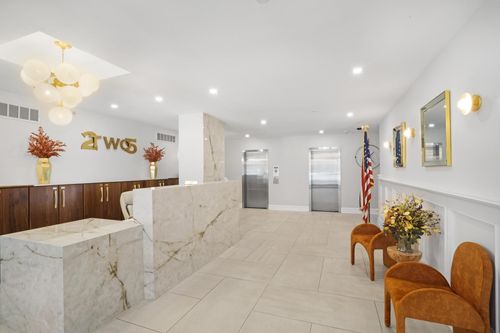 apt-4j-225 Saint Pauls Ave, Jersey City, NJ, 07306-3713 | Card Image