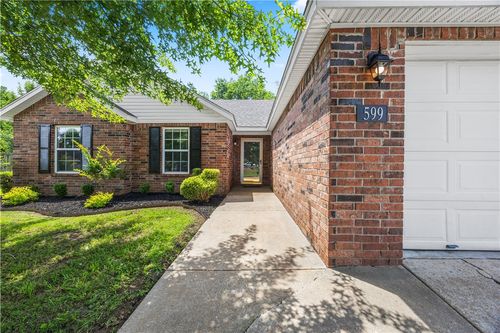 599 Richland Creek Ave, Elkins, AR, 72727-8410 | Card Image