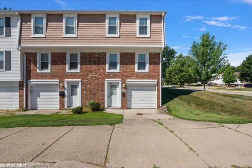 37680 Charter Oaks Blvd, Clinton Township, MI, 48036-2424 | Card Image