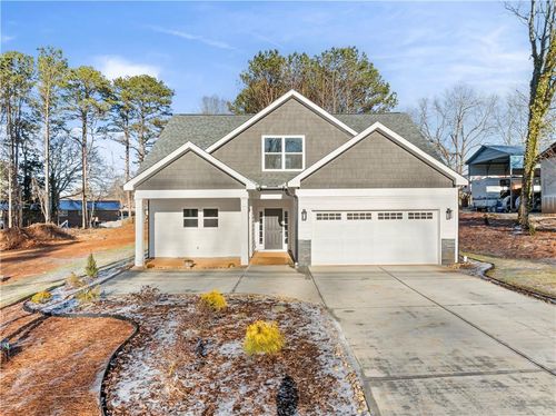 952 Hoyt St, Cornelia, GA, 30531-2652 | Card Image