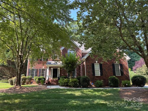 155 Huntfield Way, Mooresville, NC, 28117-8701 | Card Image