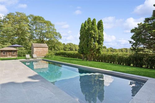 2803 Montauk Hwy, Bridgehampton, NY, 11932-4170 | Card Image